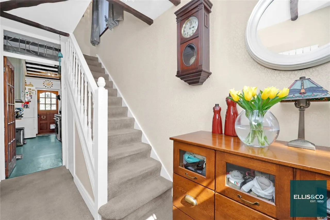 Great North Way, Hendon, NW4, photo 7