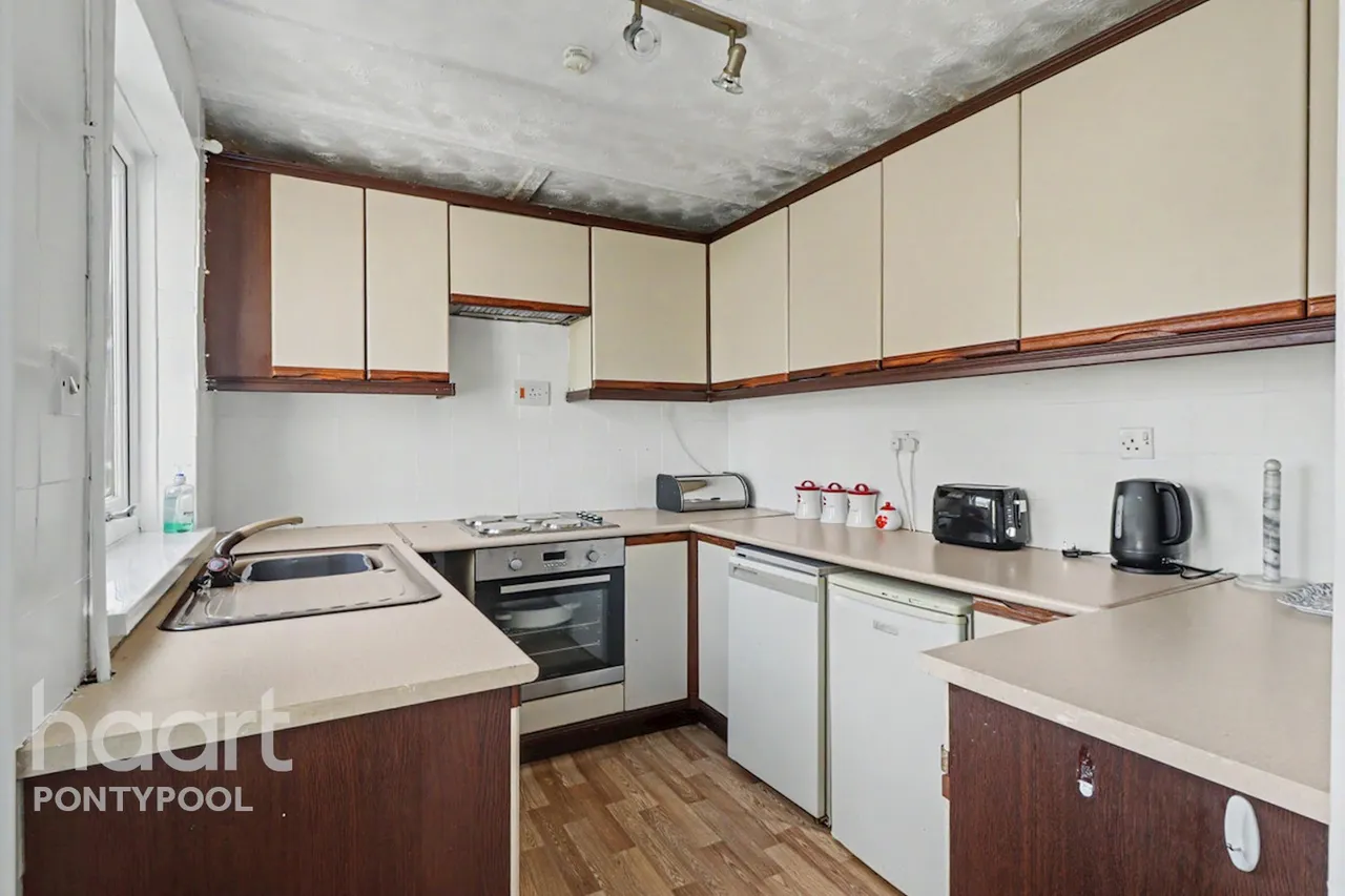 Prince Street, Pontypool, NP4, photo 5