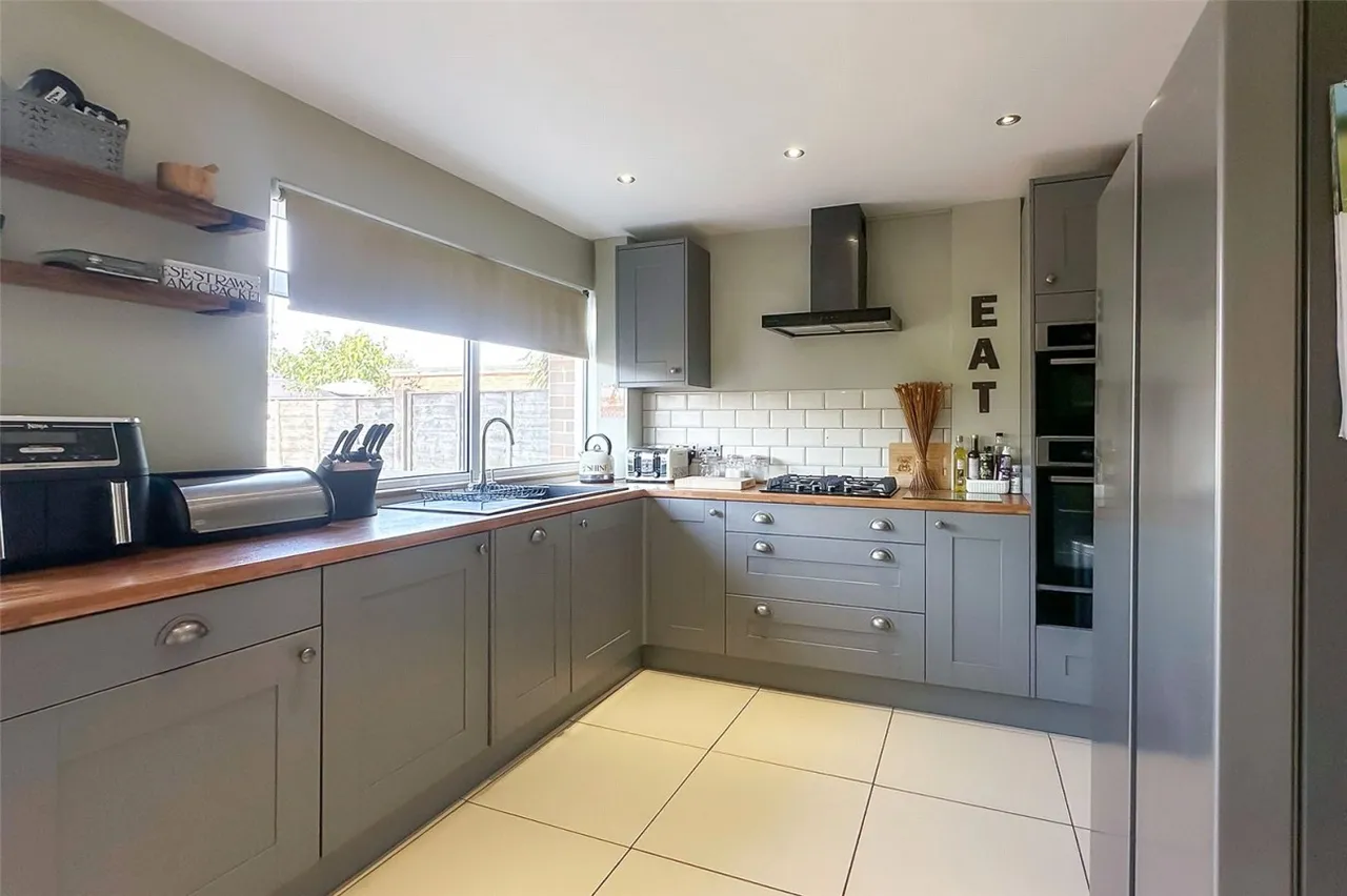 Rustington, Littlehampton, BN16, photo 3