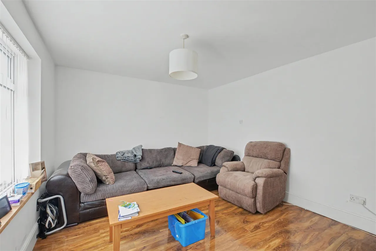 Braddon Avenue, Stapleford, NG9, photo 3