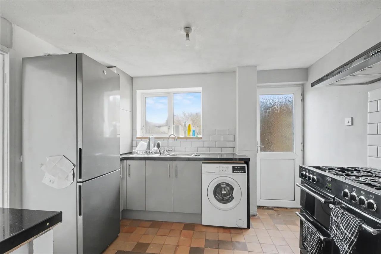 Braddon Avenue, Stapleford, NG9, photo 2