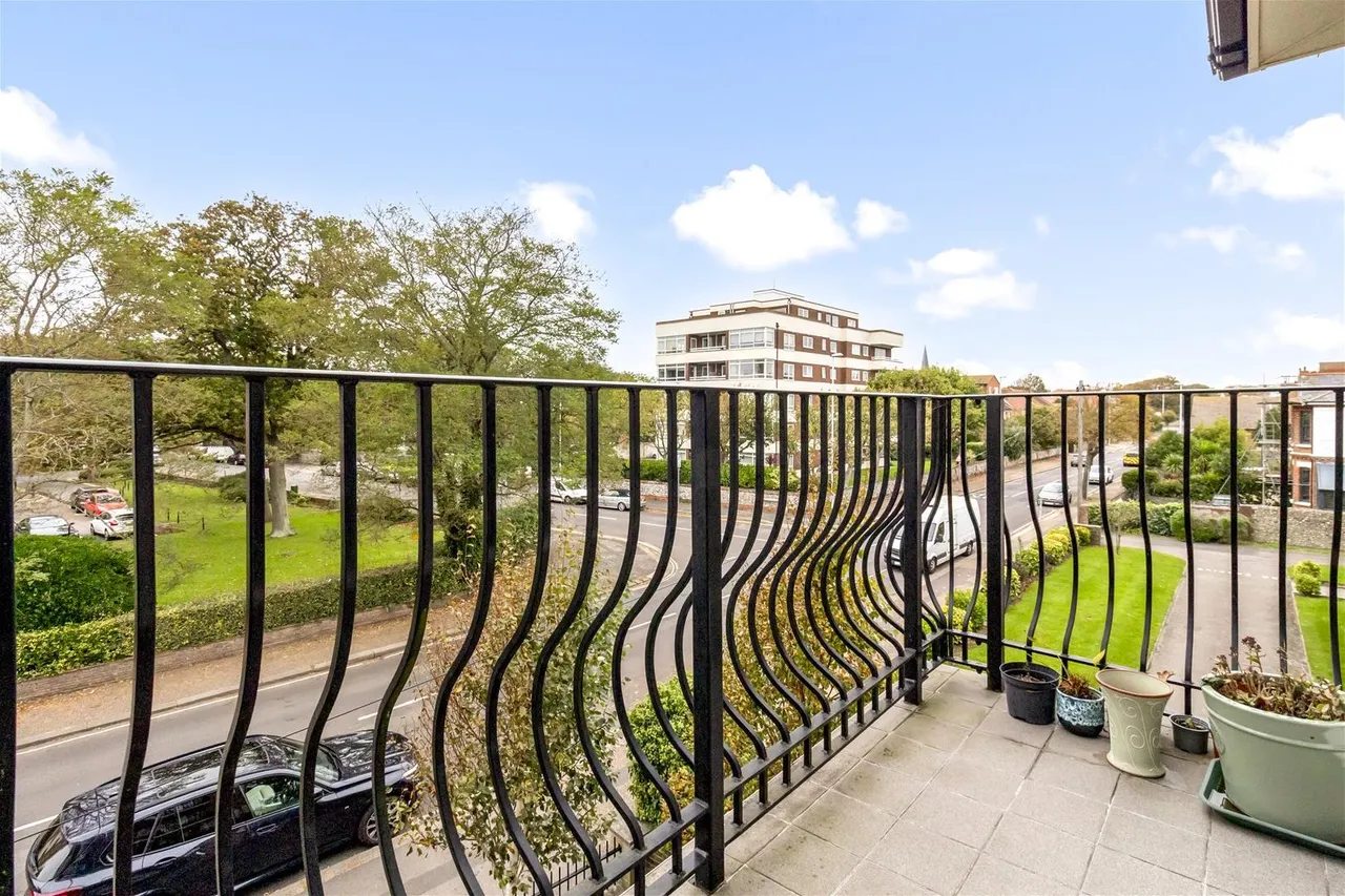 Wyresdale House, Heene Road, Worthing, photo 2