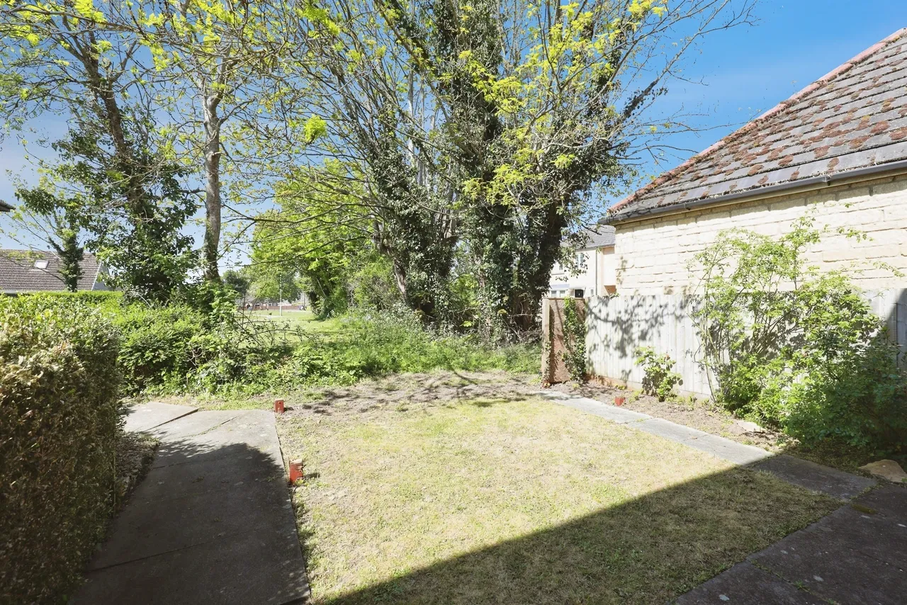 Glenmore Road, Carterton, photo 13