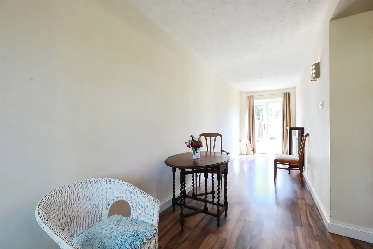 Glenmore Road, Carterton, photo 4