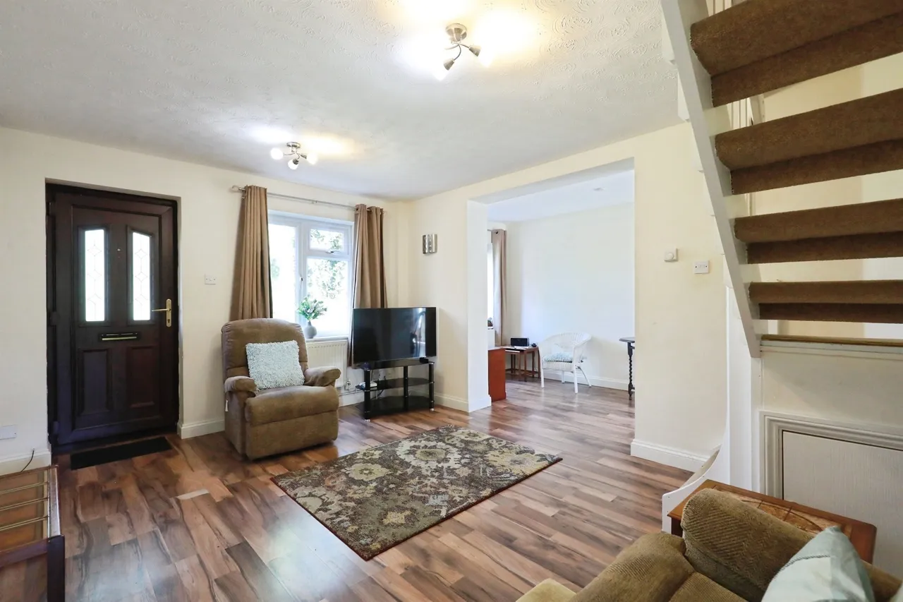 Glenmore Road, Carterton, photo 3