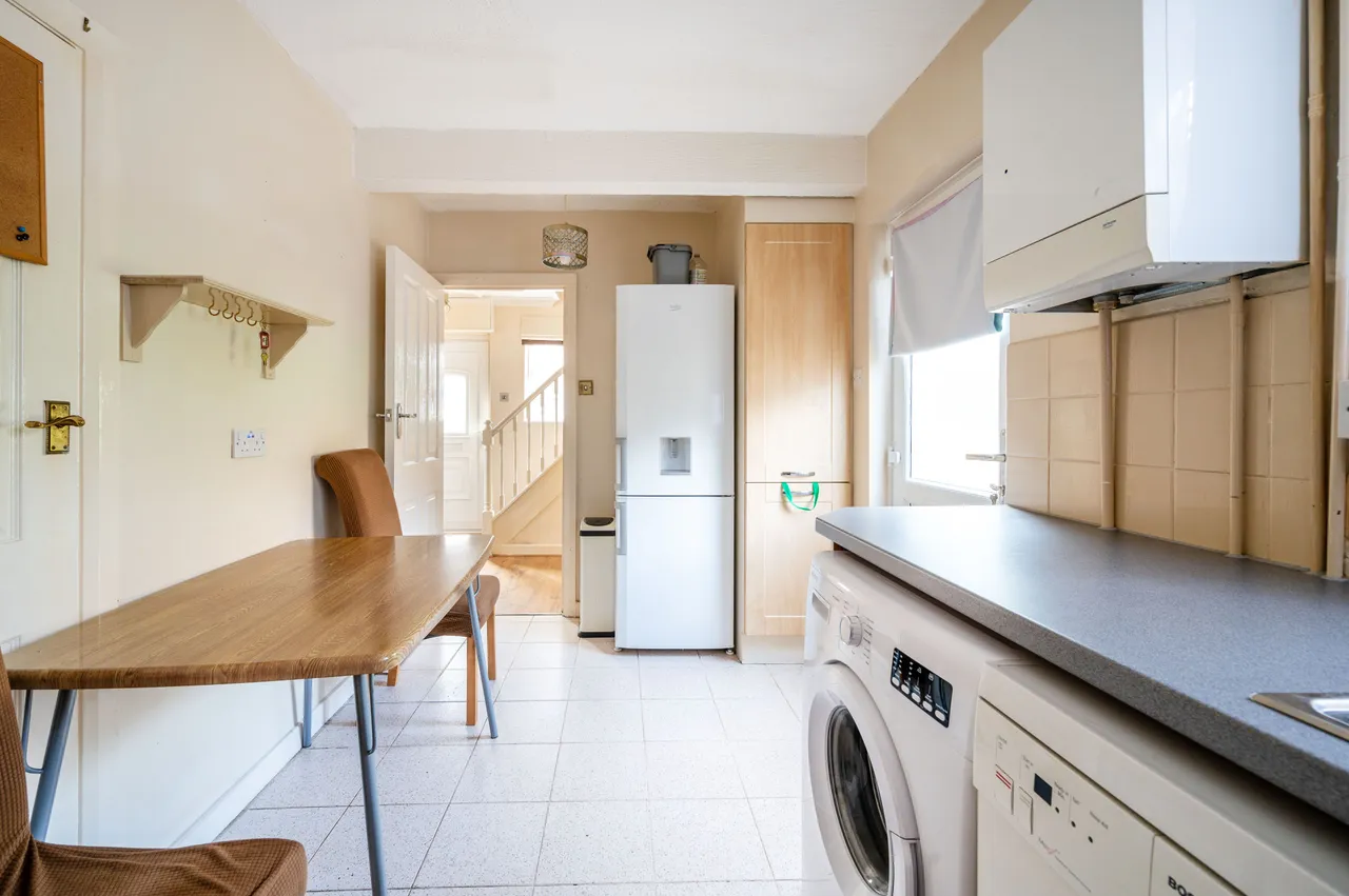 16 Linkway, Guildford, photo 6