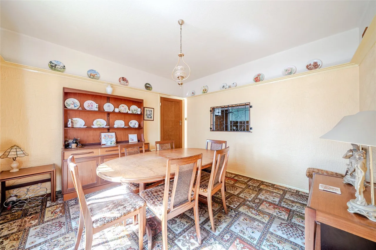 Sunnydale, Farnborough Park, BR6, photo 12