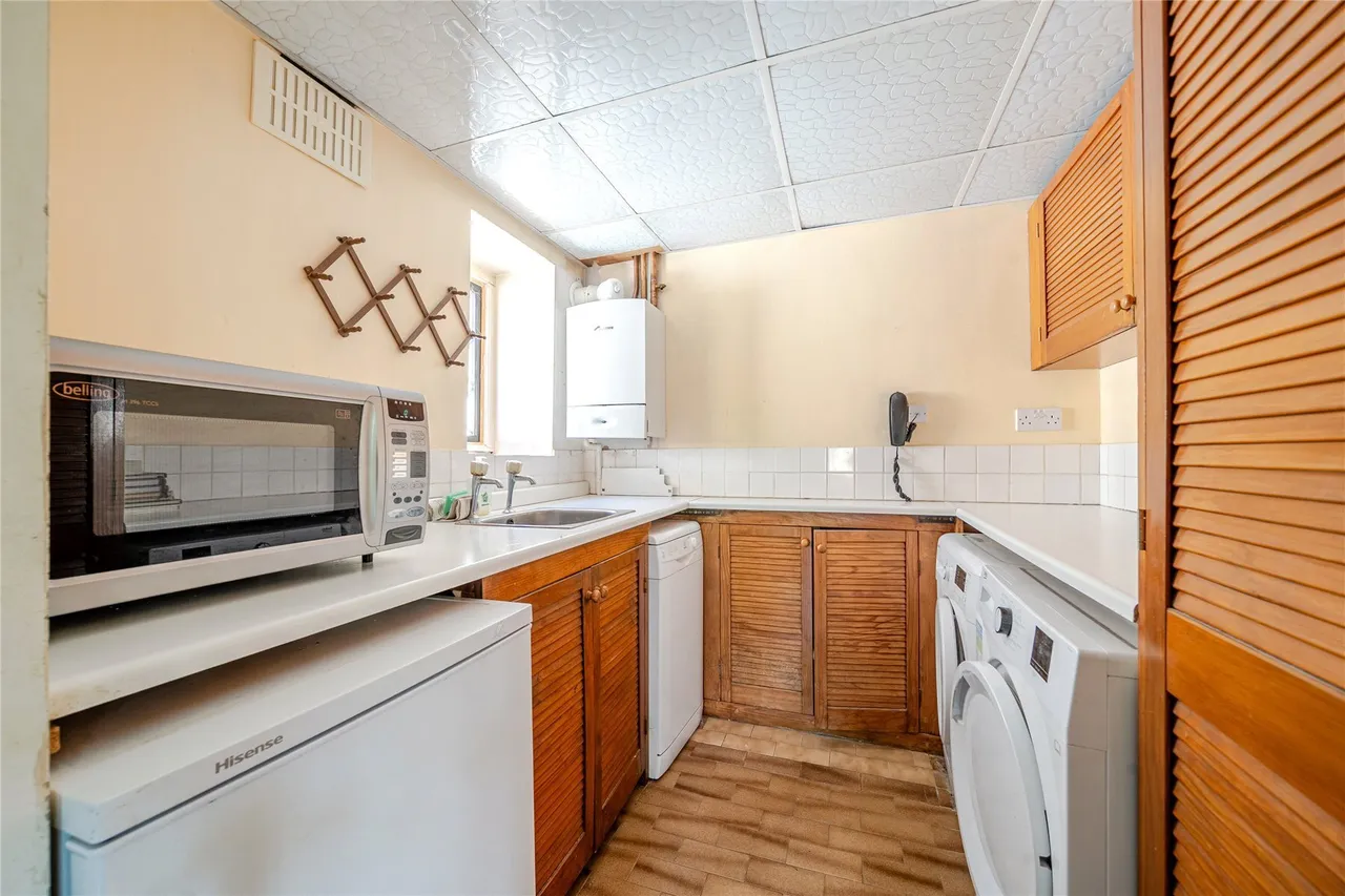Sunnydale, Farnborough Park, BR6, photo 19