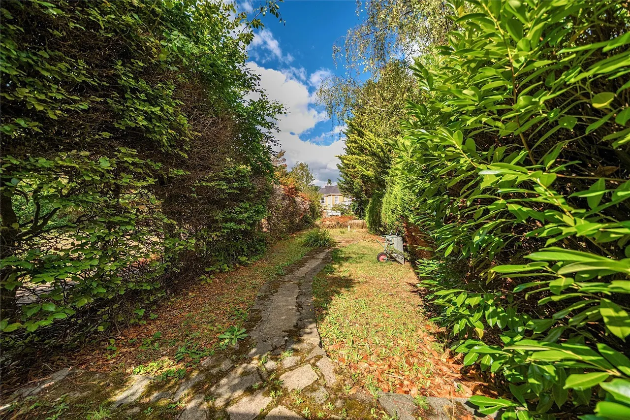 Sunnydale, Farnborough Park, BR6, photo 23