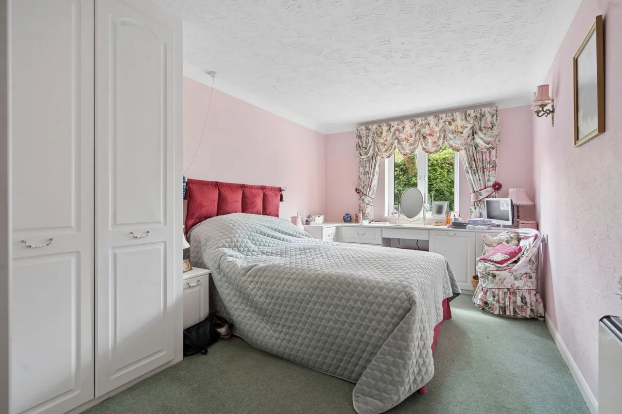 Crosfield Court 244-248 Lower High Street, Watford, Watford, WD17 2DB, photo 6