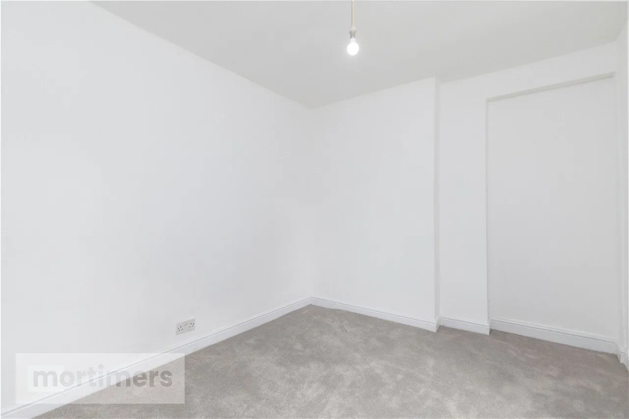 High Street, Rishton, BB1, photo 15