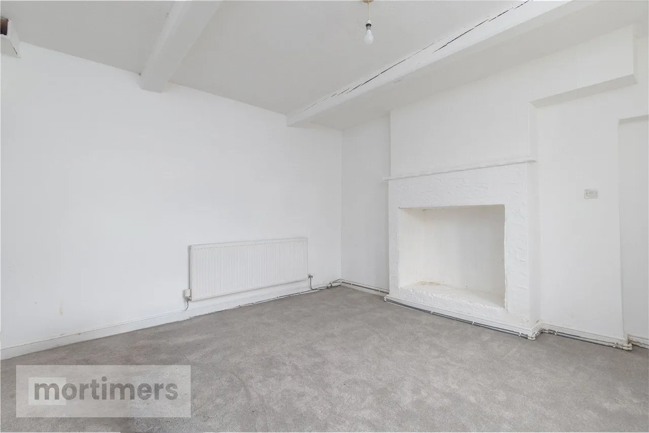 High Street, Rishton, BB1, photo 8