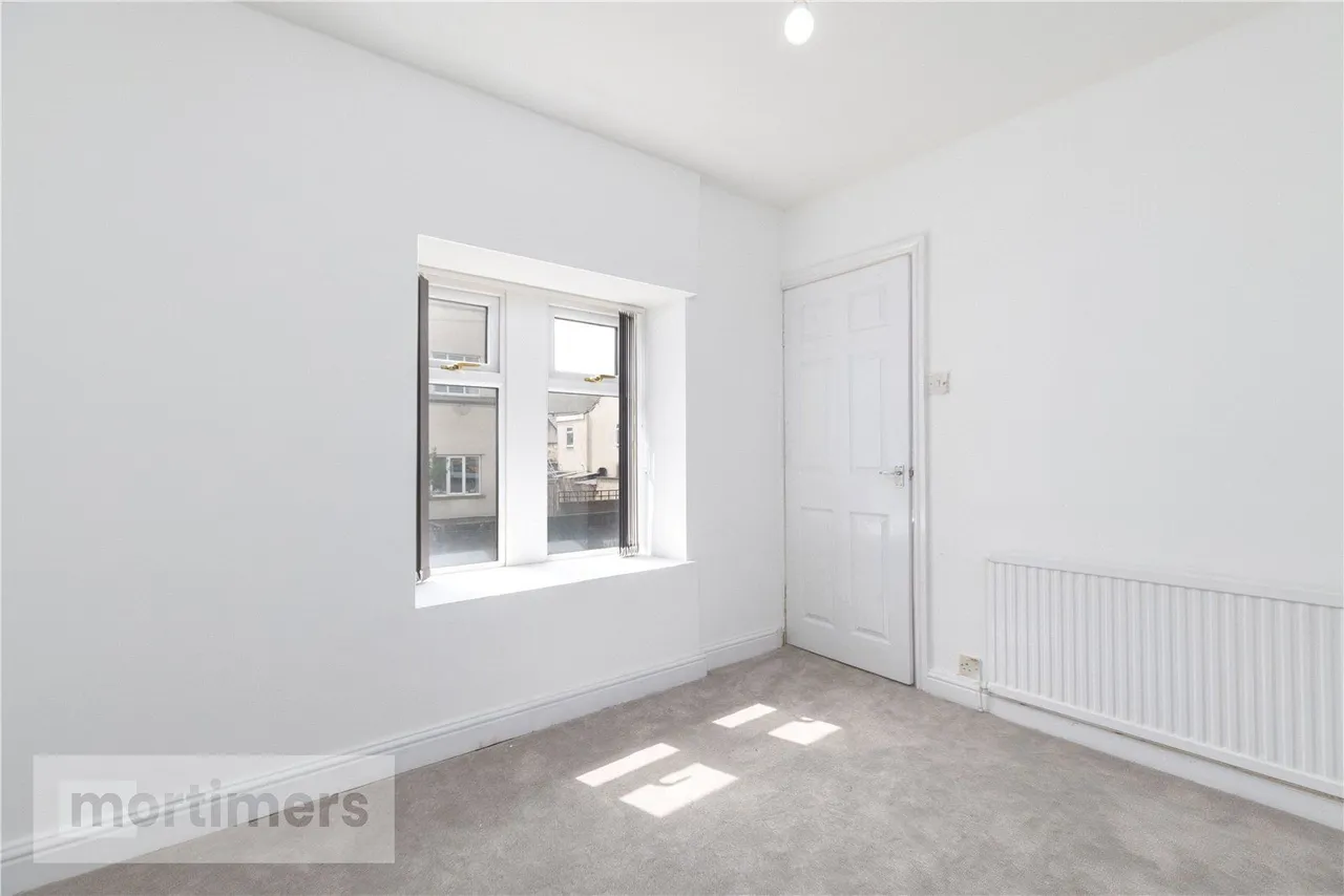 High Street, Rishton, BB1, photo 16