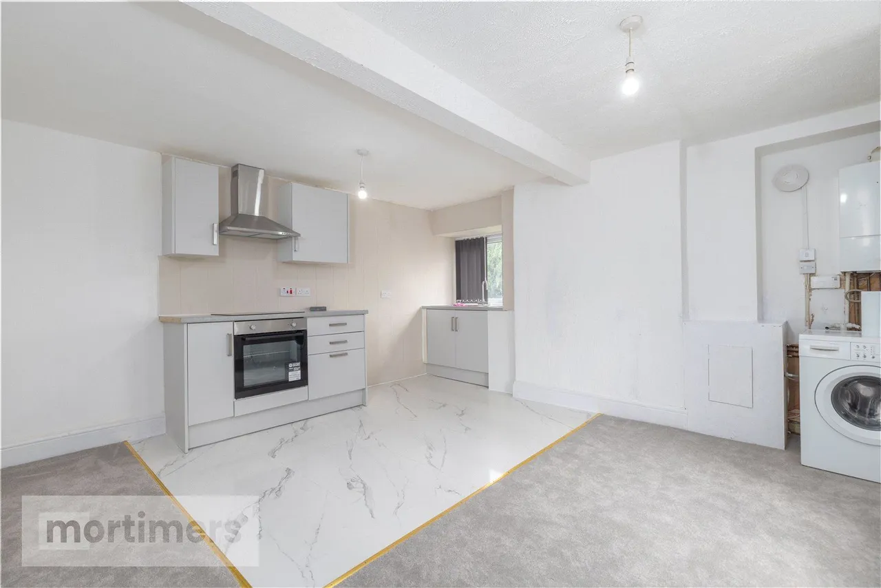 High Street, Rishton, BB1, photo 2