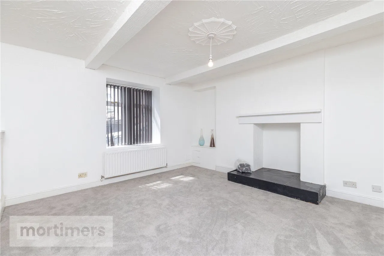 High Street, Rishton, BB1, photo 5