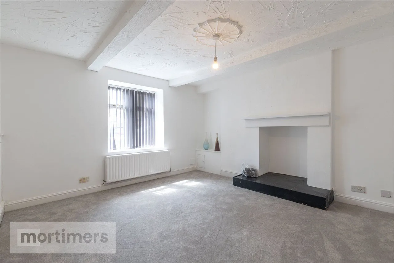 High Street, Rishton, BB1, photo 4