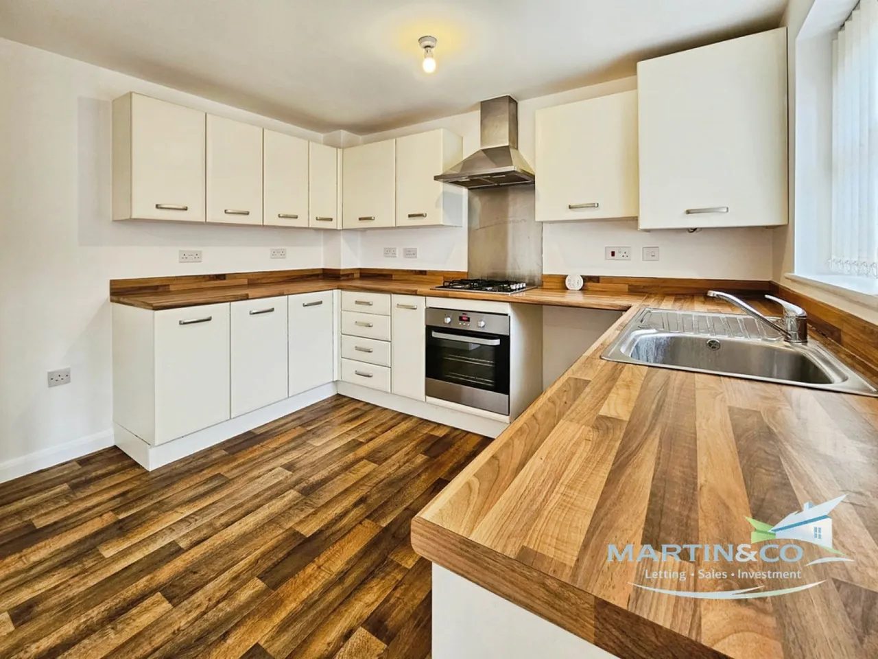 Carr Close, Kingsway, Rochdale, photo 4