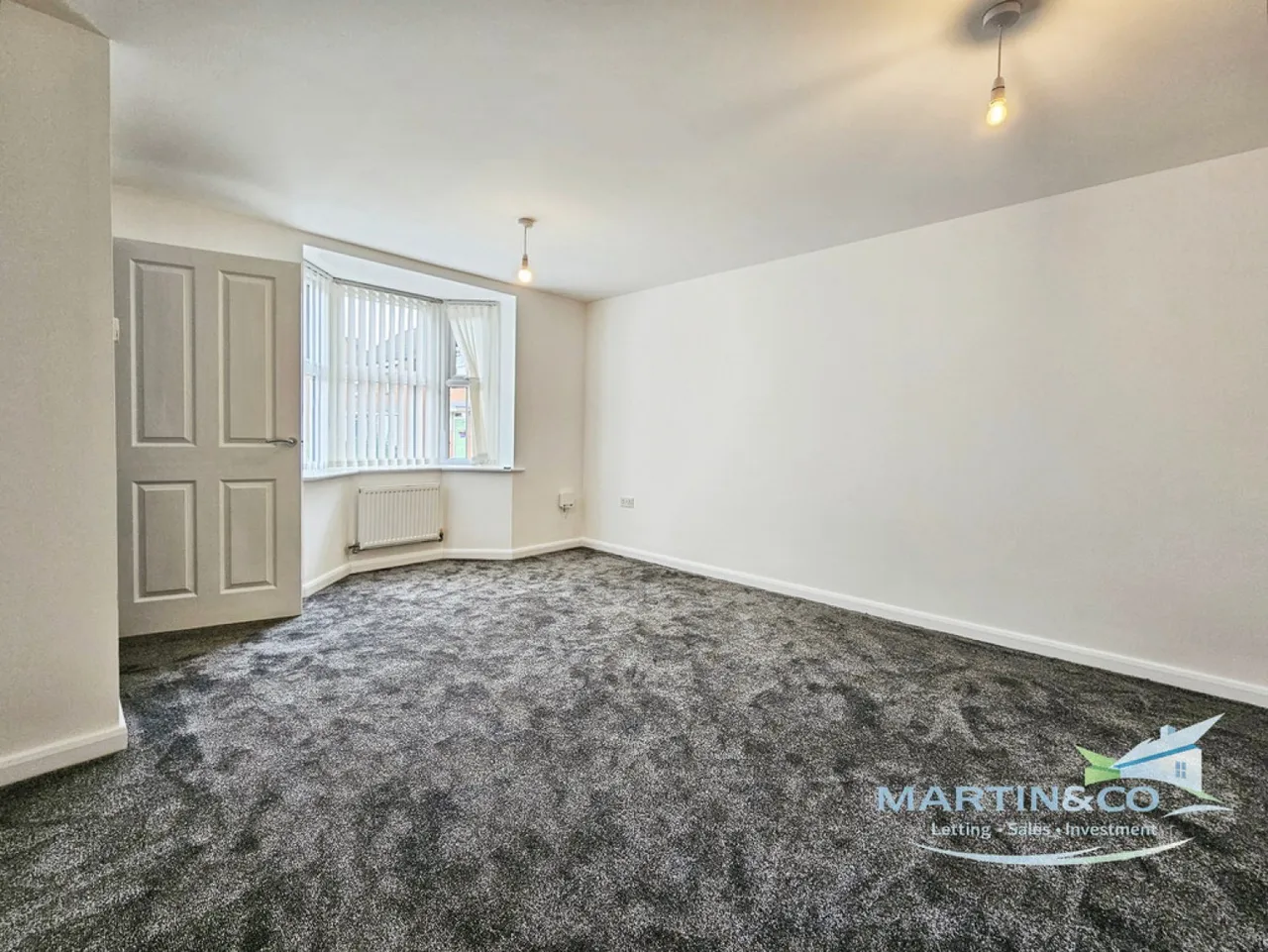 Carr Close, Kingsway, Rochdale, photo 2