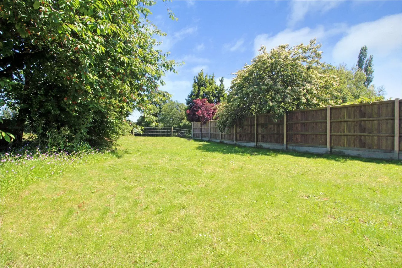Church Road, South Burlingham, NR13, photo 14