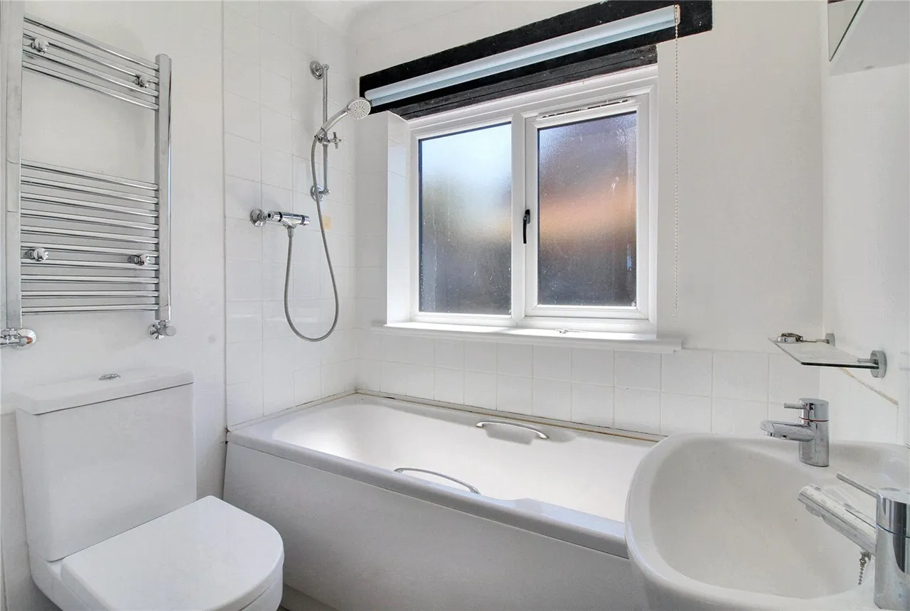 Church Road, South Burlingham, NR13, photo 8