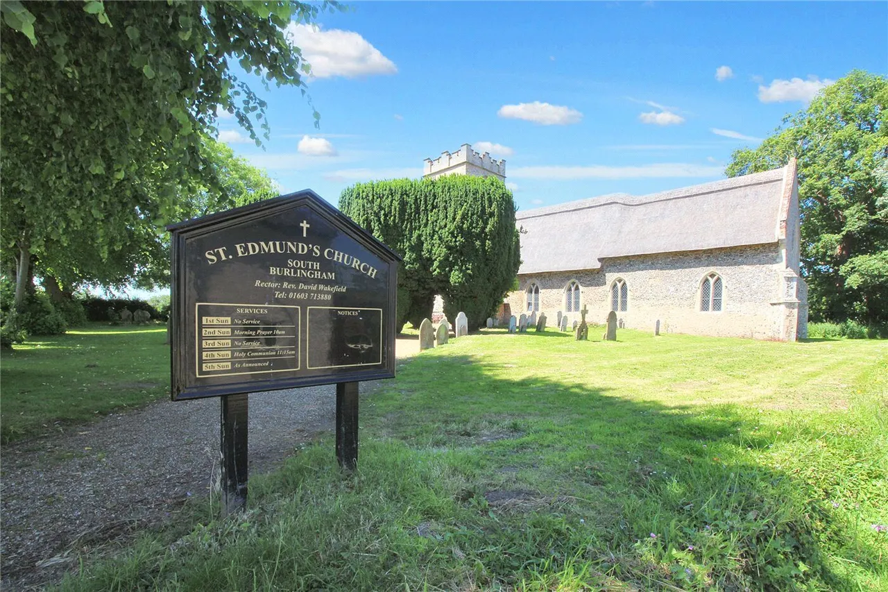 Church Road, South Burlingham, NR13, photo 19