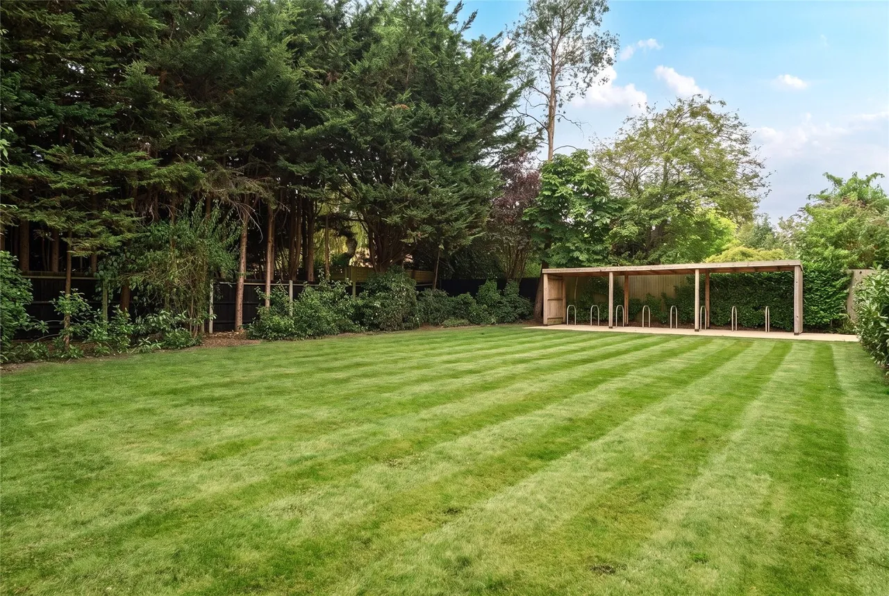 Packhorse Road, SL9, photo 11