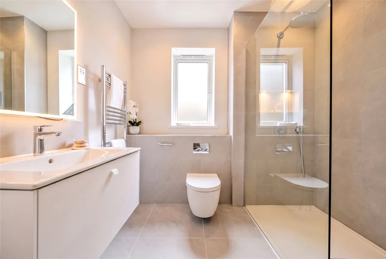 Packhorse Road, SL9, photo 6