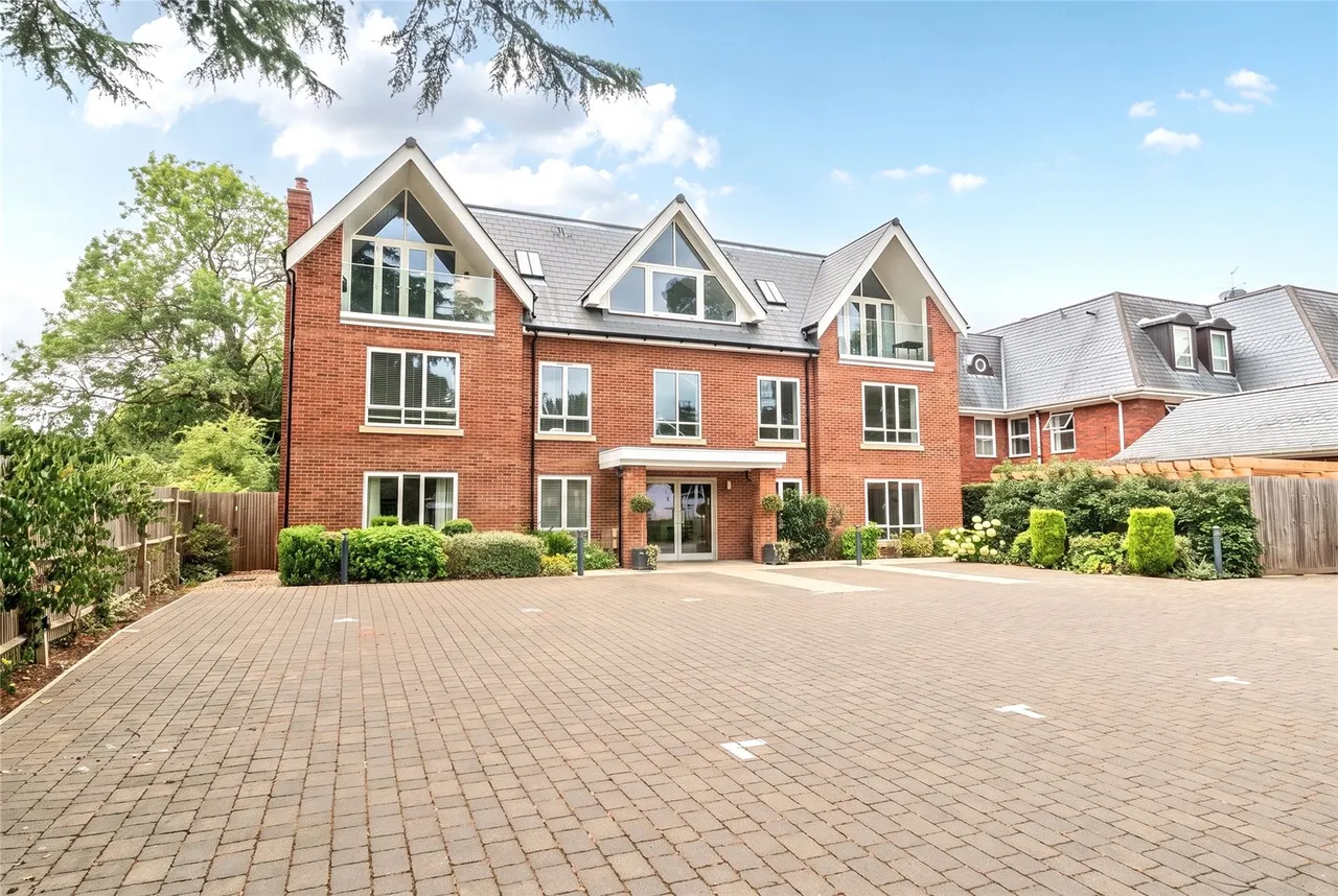 Packhorse Road, SL9, photo 4