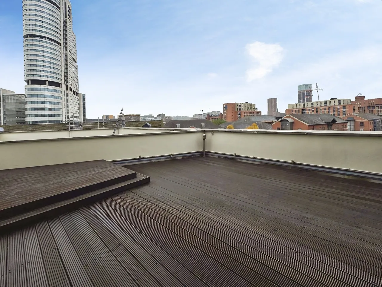 Wharf Approach, Leeds, LS1, photo 5