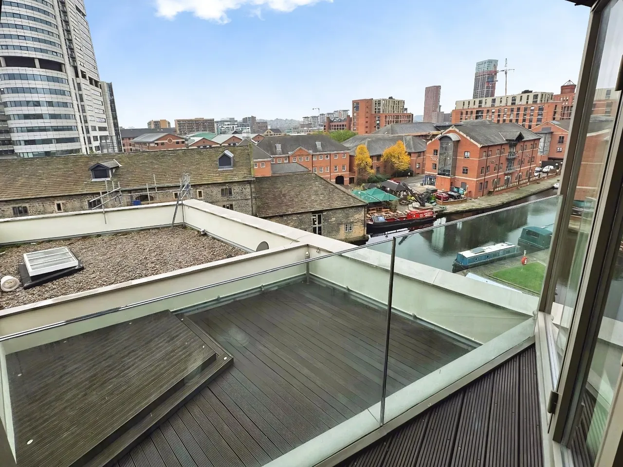 3 bed flat to rent, Wharf Approach, Leeds, LS1