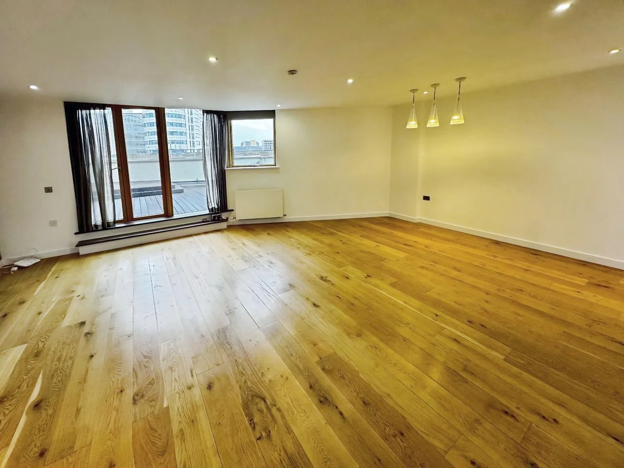 Wharf Approach, Leeds, LS1, photo 7