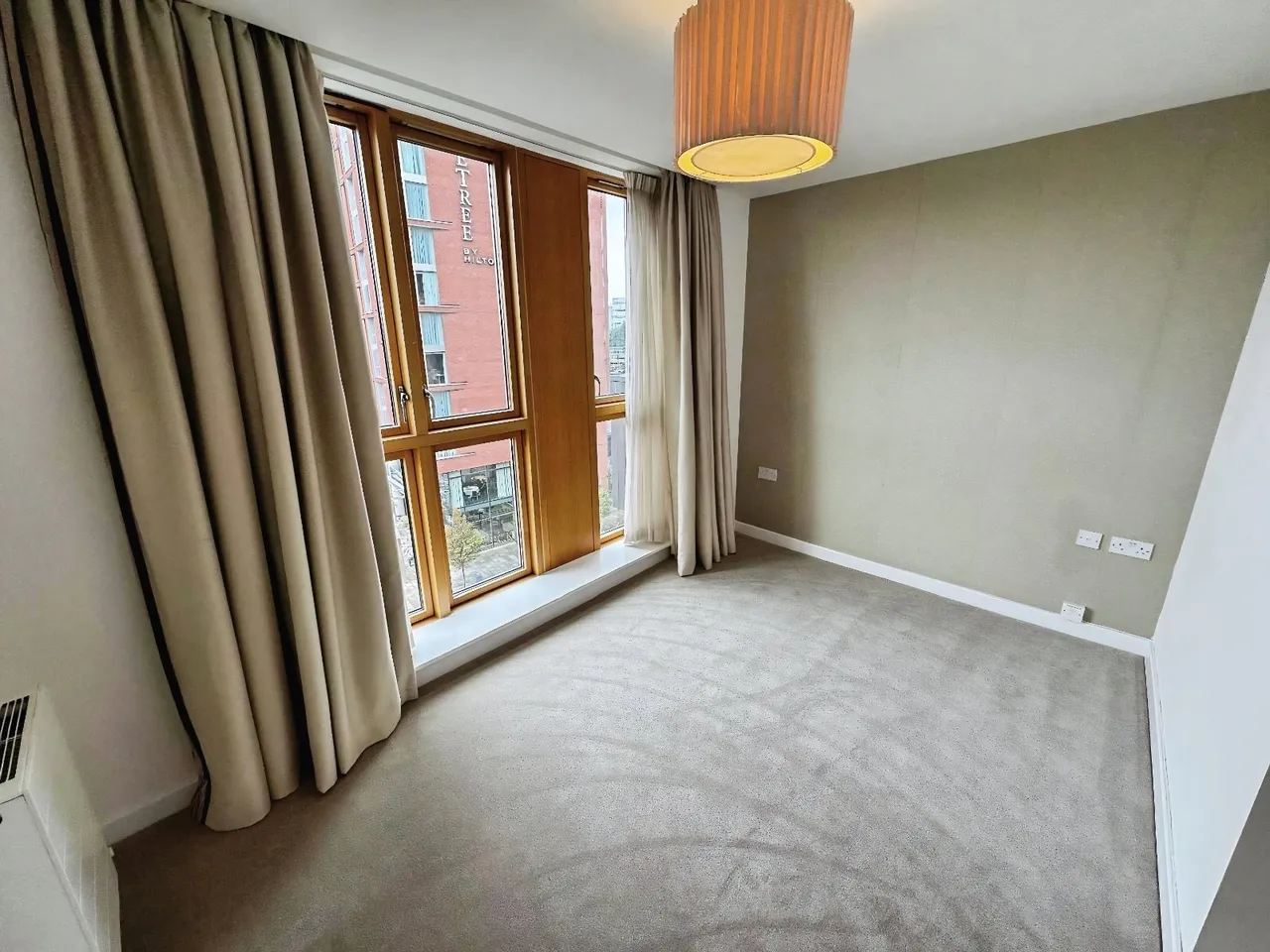 Wharf Approach, Leeds, LS1, photo 13