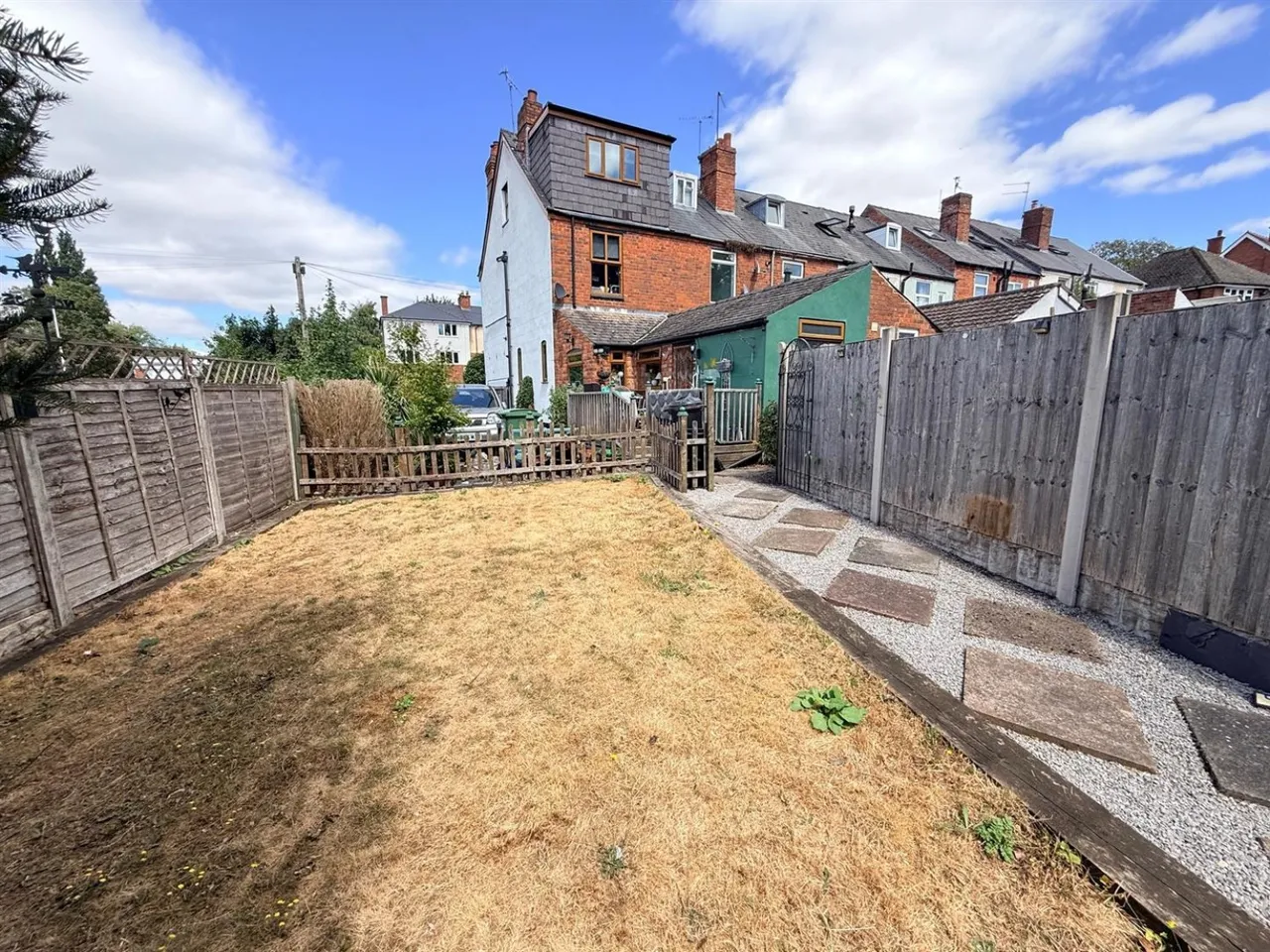 South Road , Stourbridge, DY8 3UL, photo 2