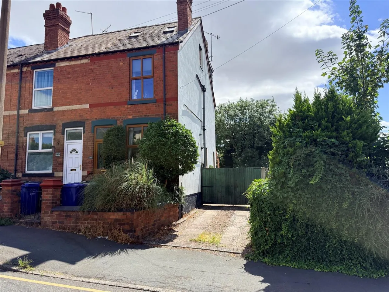 3 bed house for sale — South Road , Stourbridge, DY8 3UL