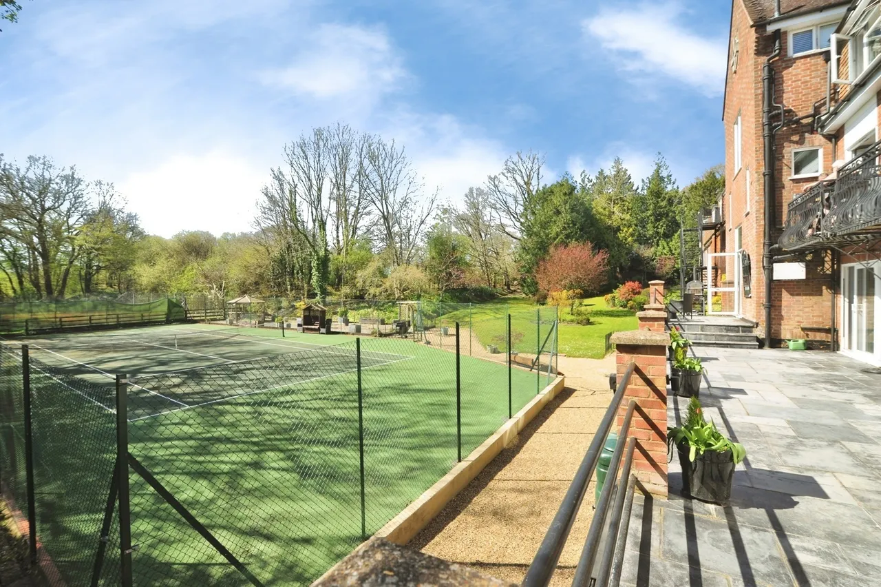 Southover Place, Burwash, TN19, photo 14