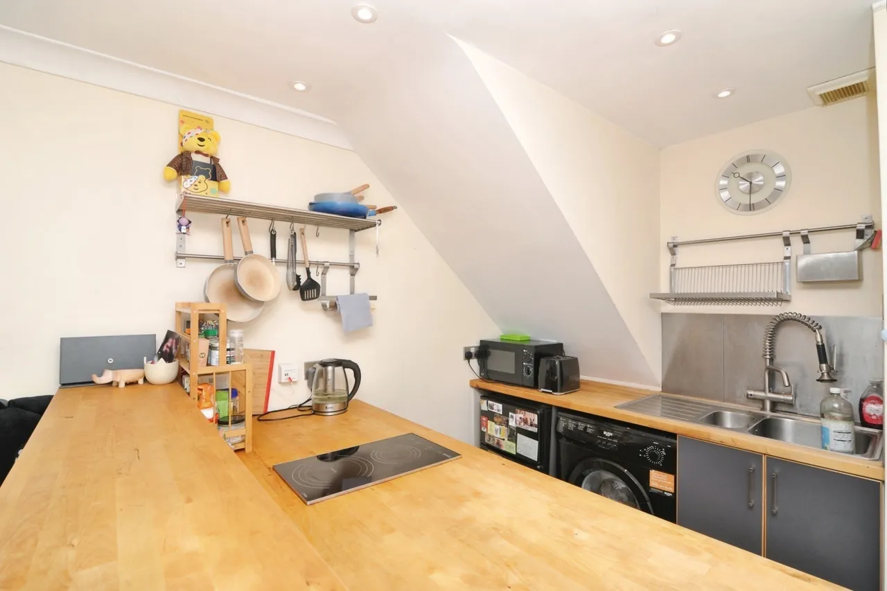 Southover Place, Burwash, TN19, photo 19