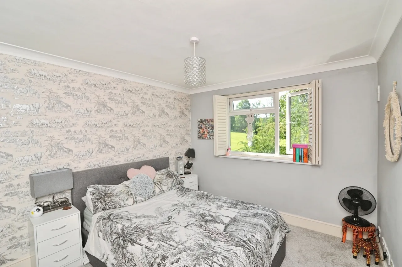 Southover Place, Burwash, TN19, photo 5
