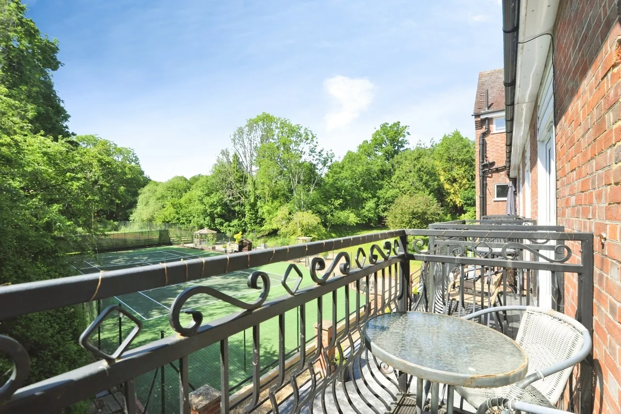 Southover Place, Burwash, TN19, photo 24
