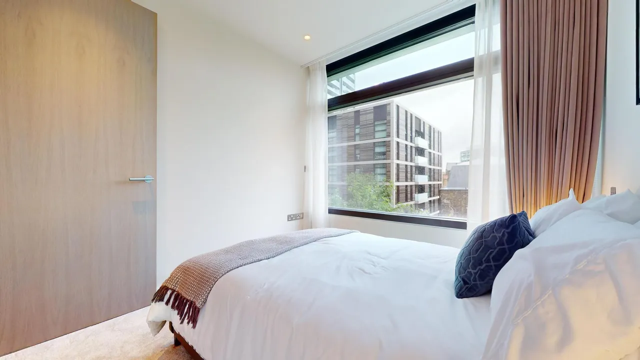 Shoreditch High Street, London, EC2A, photo 17