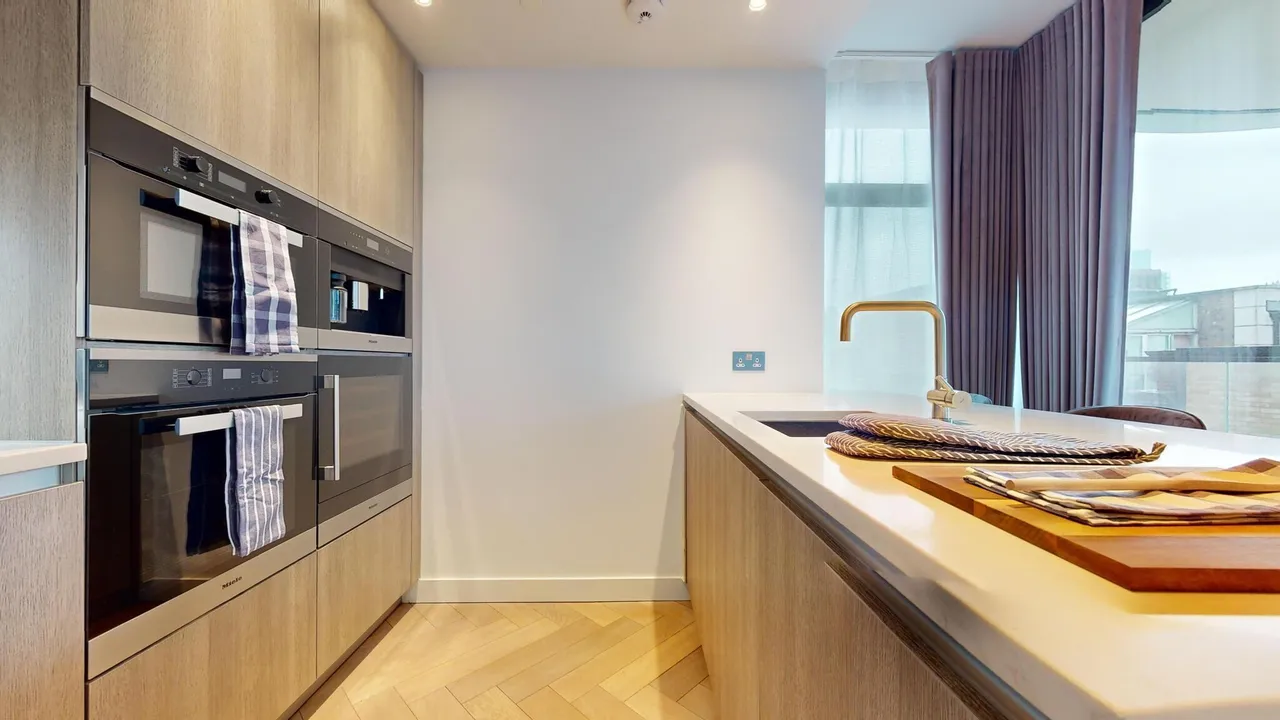 Shoreditch High Street, London, EC2A, photo 7