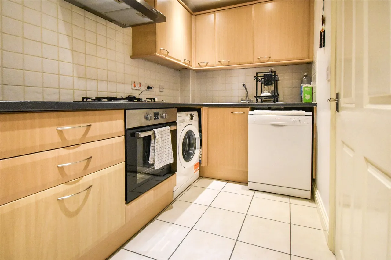 Boxalls Lane, Aldershot, GU11 3QR, photo 11