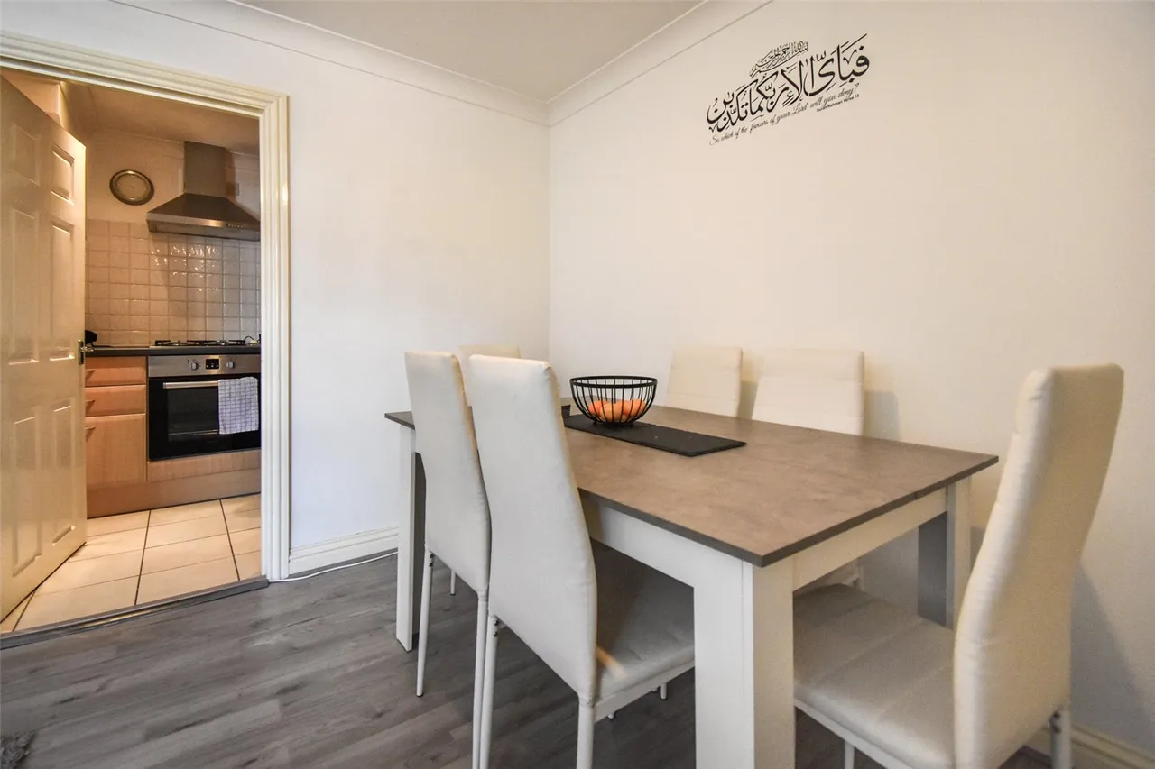 Boxalls Lane, Aldershot, GU11 3QR, photo 2