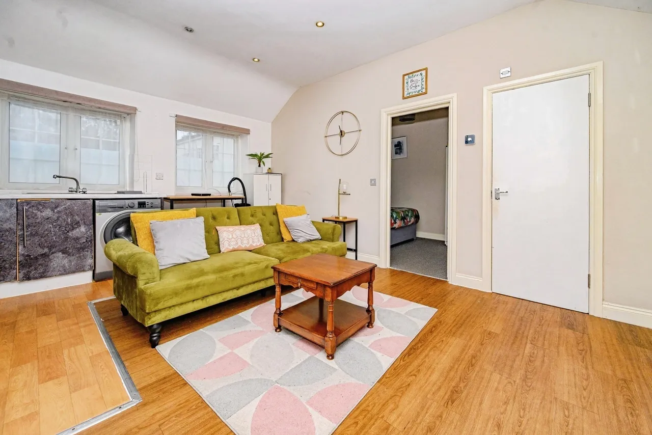 Ashton Road, Luton, LU1, photo 2