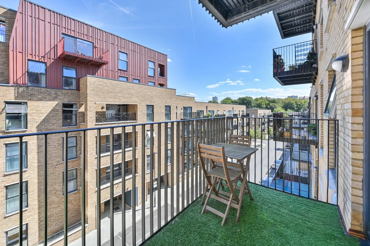 Flat 302, Austwick Court, LONDON, photo 9