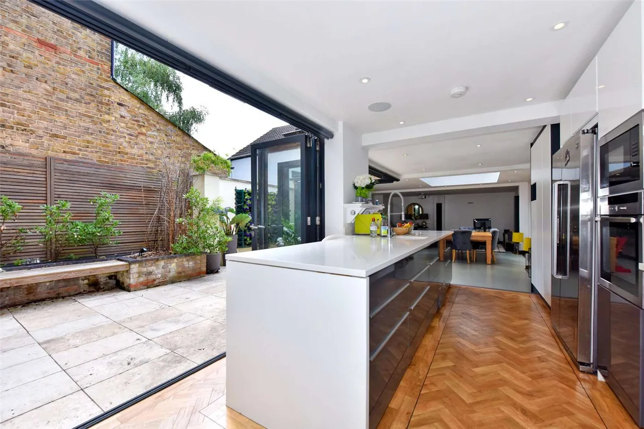 Springfield Road, Windsor, Berkshire, SL4 3PR, photo 2