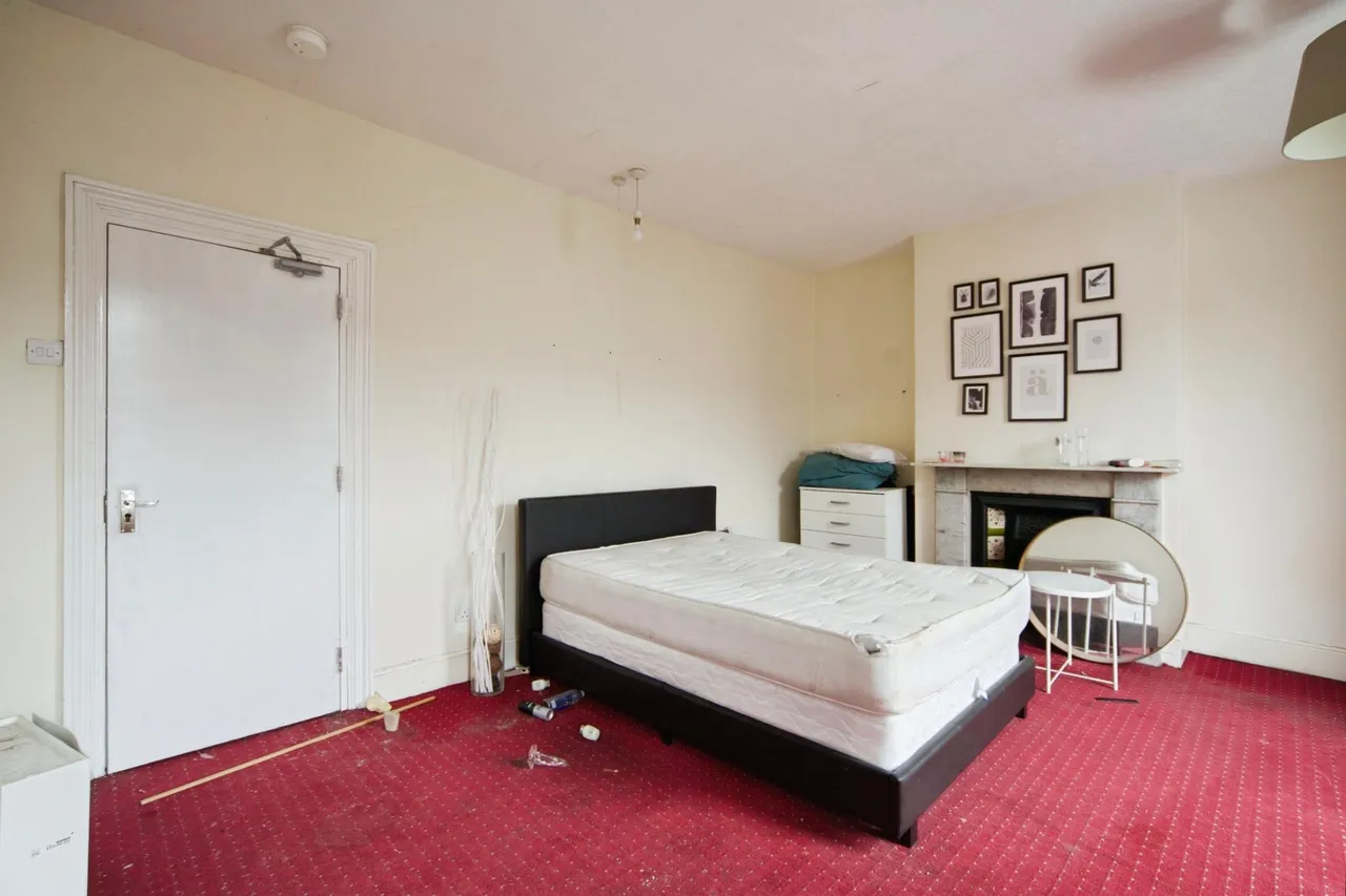 First Avenue, London, E17, photo 10