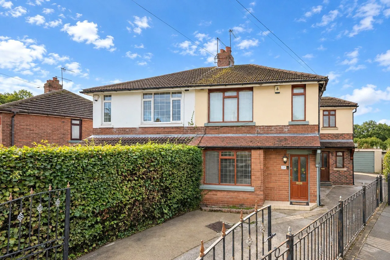 Troydale Grove, Pudsey, LS28, photo 2