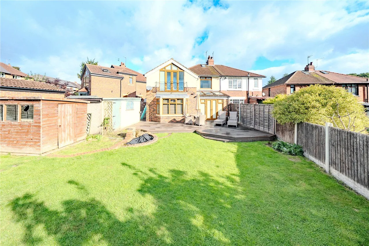 Troydale Grove, Pudsey, LS28, photo 27
