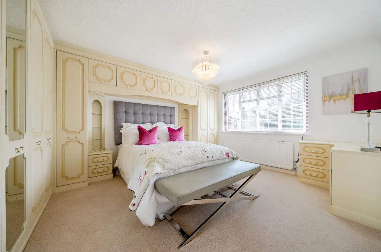 Westmorland Drive, Camberley, Surrey Heath, GU15 1EW, photo 5