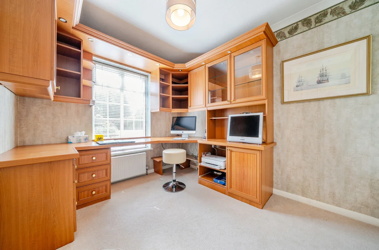 Westmorland Drive, Camberley, Surrey Heath, GU15 1EW, photo 15